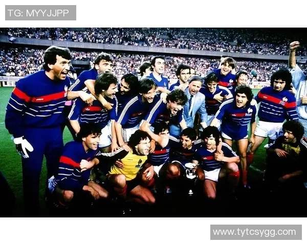 伊朗足球明星巴赫拉米的传奇故事与职业生涯回顾 伊朗足球明星巴赫拉米的传奇故事与职业生涯回顾