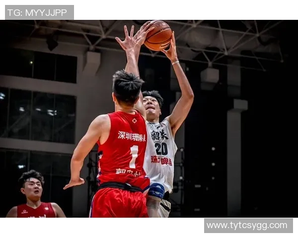深圳篮球队技术揭秘:从战术布局到球员训练的全景分析 深圳篮球队技术揭秘:从战术布局到球员训练的全景分析