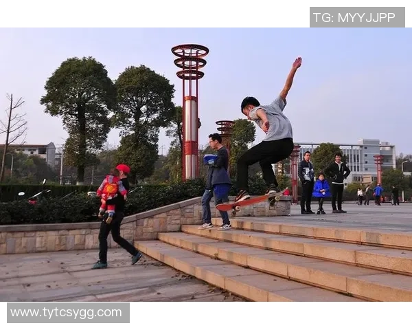 滑板纪实：记录杭州滑板队的奋斗经历